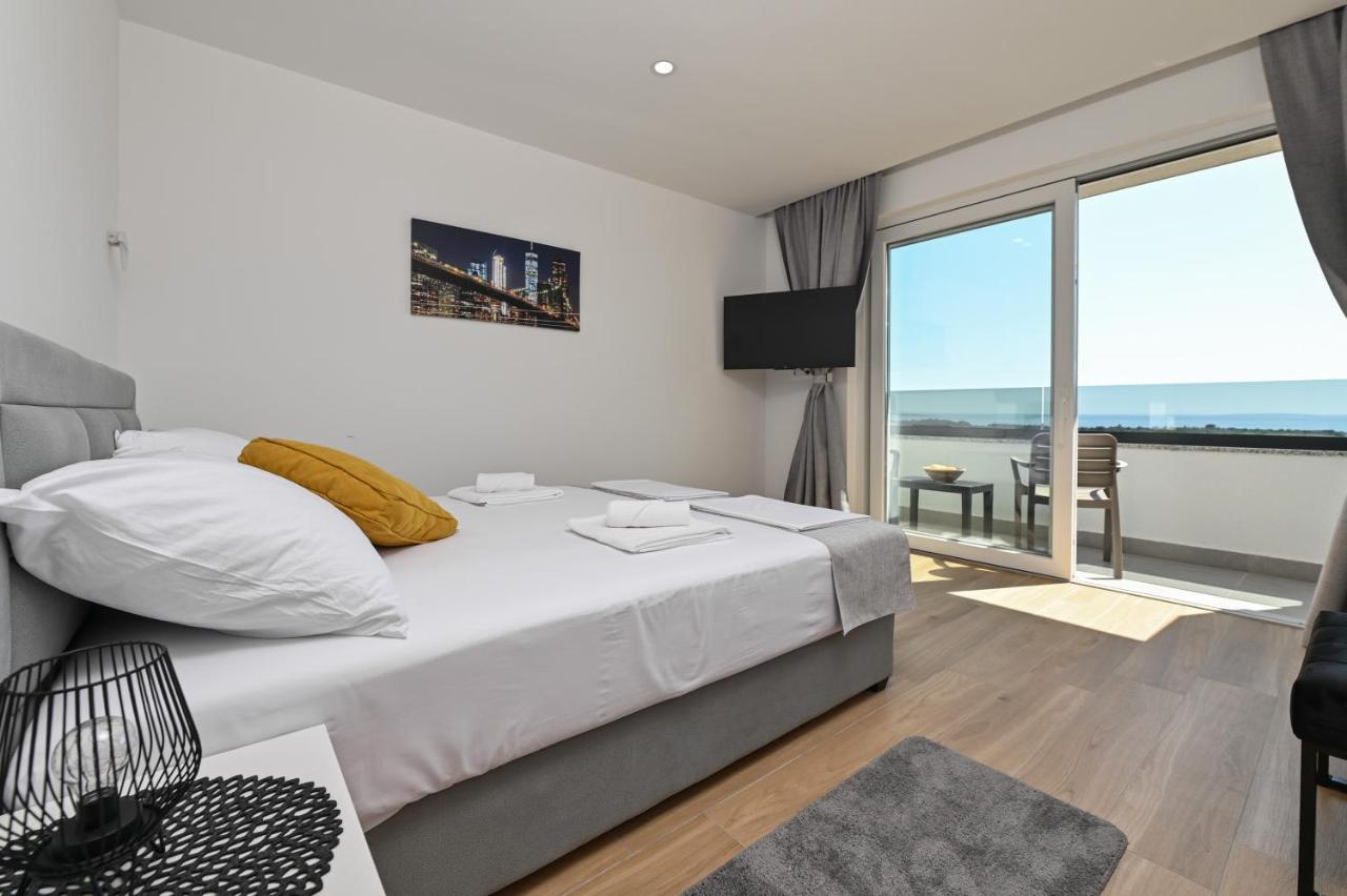 Pansion Comfort Lepar Novalja Exterior photo
