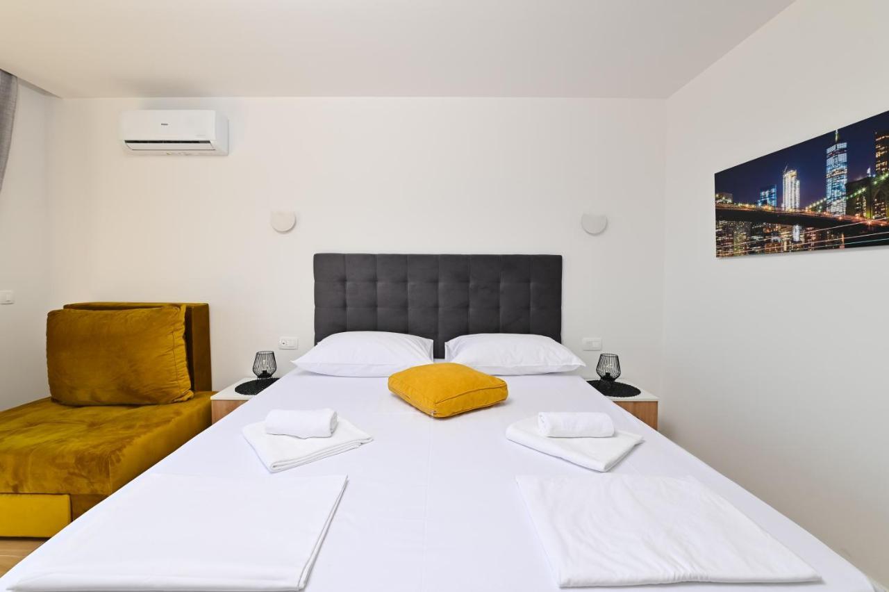 Pansion Comfort Lepar Novalja Exterior photo