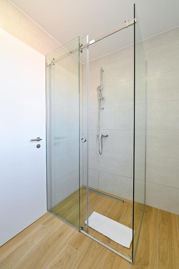 Pansion Comfort Lepar Novalja Exterior photo