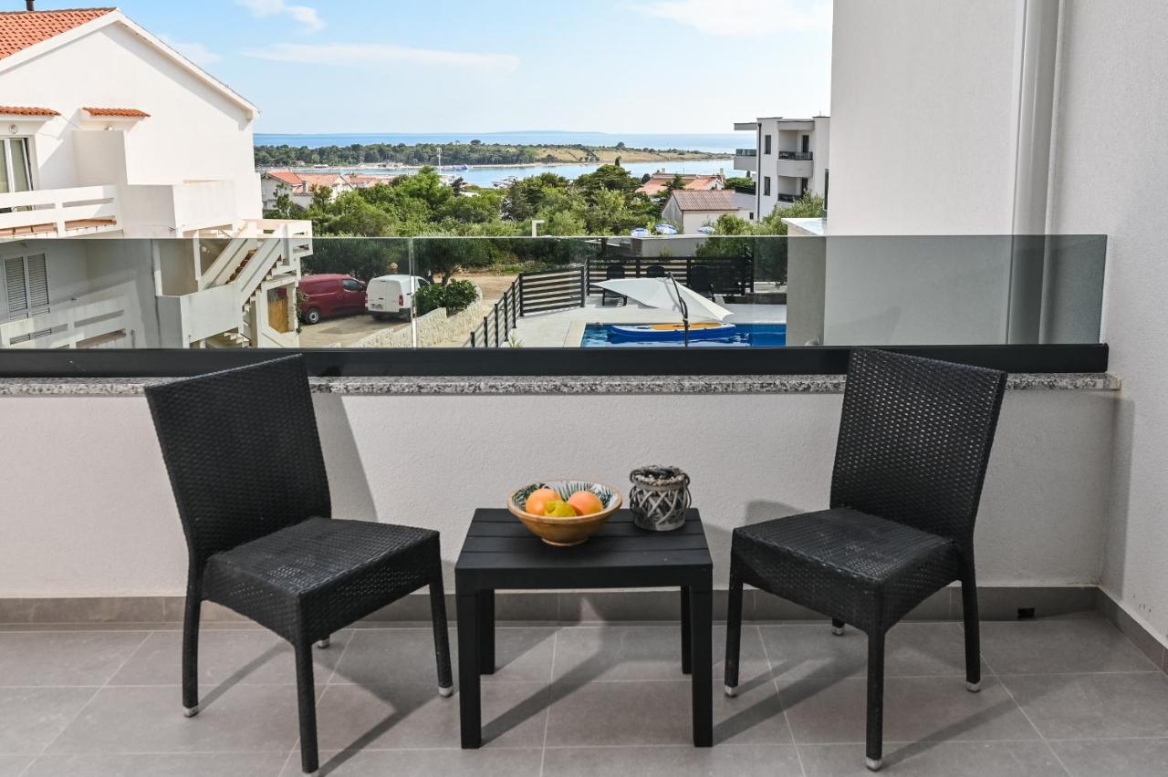 Pansion Comfort Lepar Novalja Exterior photo